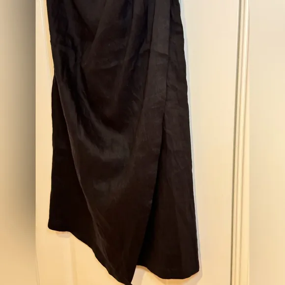 NWOT Modern Citizen Mira Square Neck Halter Midi Dress. In Black Size Medium