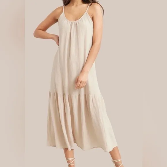 NWOT Modern Citizen Open Back Tiered Hem Seersucker Midi Dress in Black Cherry