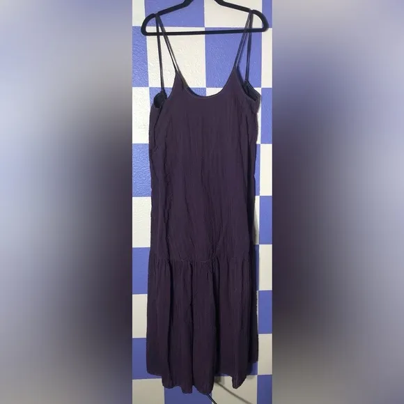 NWOT Modern Citizen Open Back Tiered Hem Seersucker Midi Dress in Black Cherry