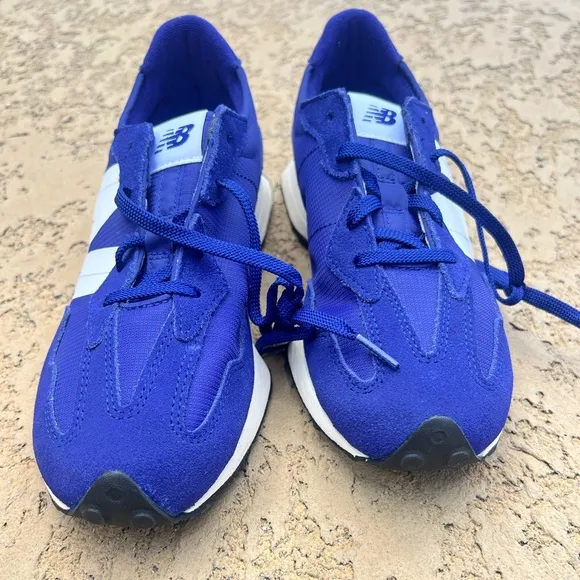 NWOT New Balance 327 Men's Victory Blue Sneakers