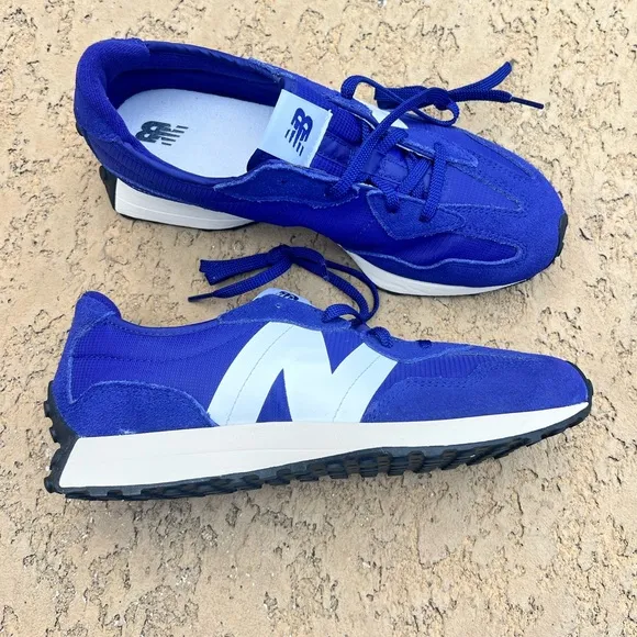NWOT New Balance 327 Men's Victory Blue Sneakers