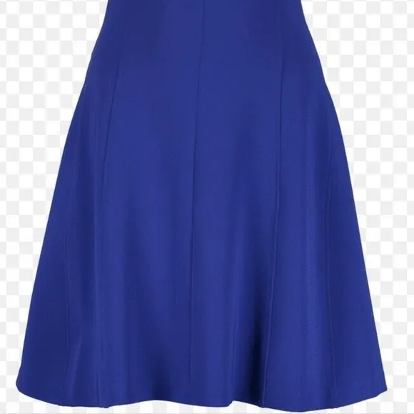 NWT $365 Theory Modern Seamed Shift Fit-and-Flare Dress in size 6!