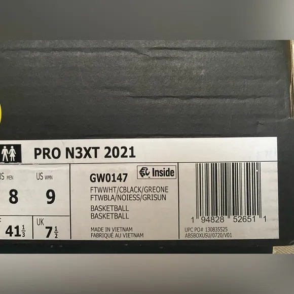 NWT ADIDAS Men's Pro N3XT Basketball Shoes; Size 8
