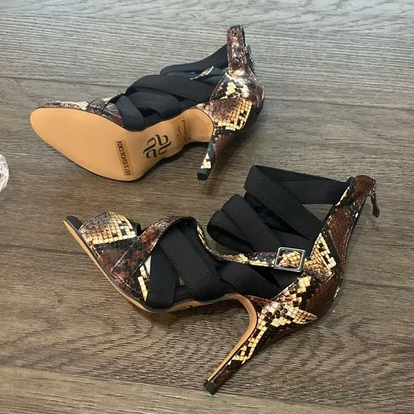 NWT BURJU Stay Strapped Snake and Lycra Strappy Dance Shoes | Size 7.5