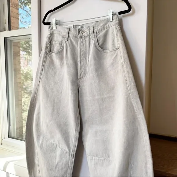 NWT Citizens of Humanity Horseshoe Jeans Barrel Denim Wide Leg in Comet Gray