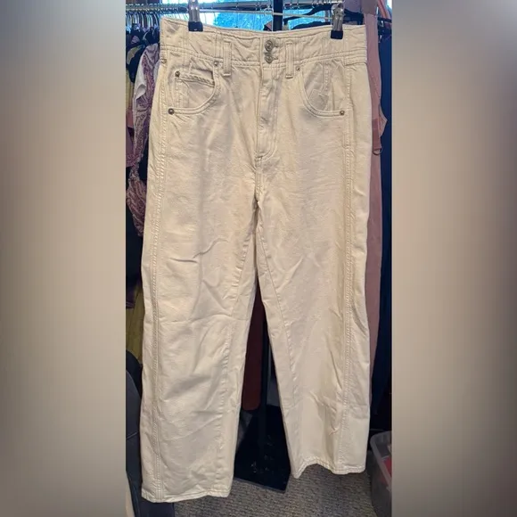 NWT Free People We the Free Aster Straight Leg Jeans - cream - 28S &amp; 31