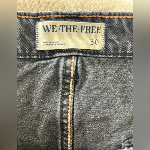 NWT FreePeople Palmer Mid Rise Short in Outer Space color size 30
