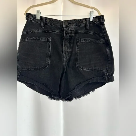 NWT FreePeople Palmer Mid Rise Short in Outer Space color size 30