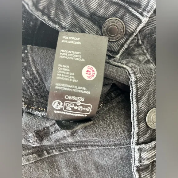 NWT FreePeople Palmer Mid Rise Short in Outer Space color size 30