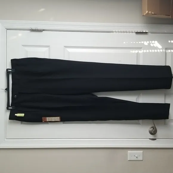 NWT Haggar Classic Fit Men's Dress Pants