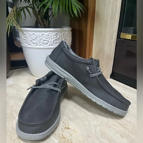 NWT Hey Dude Men’s Wally Santa Fe Shoes