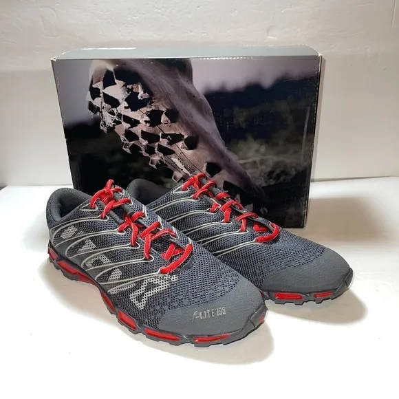 NWT INOV-8 BARE XF 210 Man Shoes Size 8