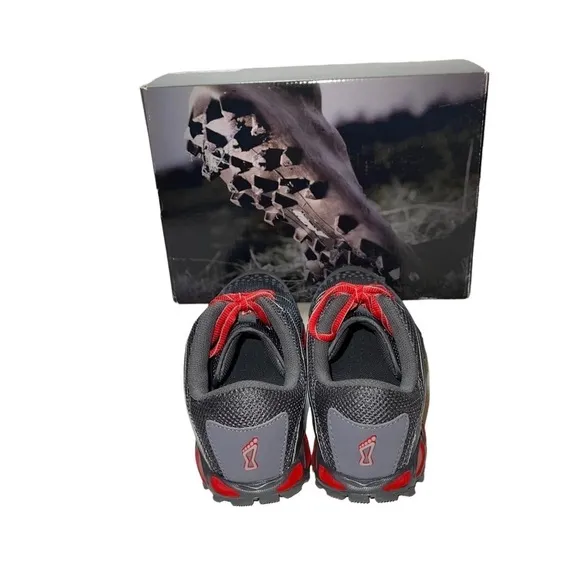 NWT INOV-8 BARE XF 210 Man Shoes Size 8
