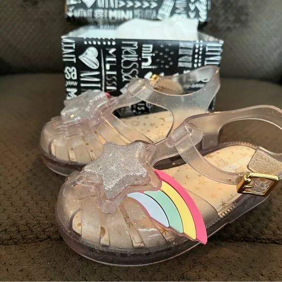 NWT MINI MELISSA Possession II Kids Sandals In Gold Size 5T