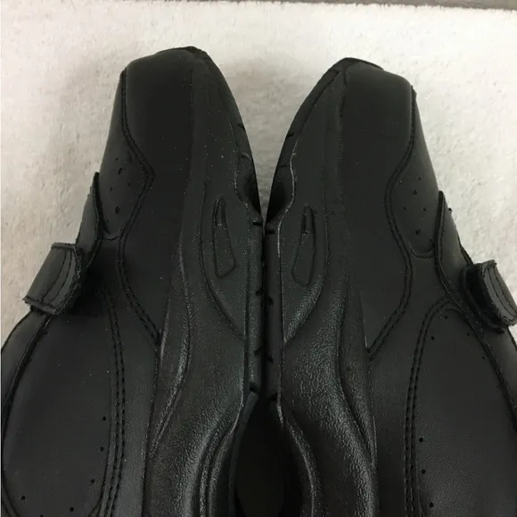 NWT New Dr. Scholl’s Mens Black Pursuit Leather Velcro Sneaker Shoe Size 10.5EE