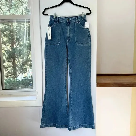 NWT Rolla's East Coast Flare Patch Pocket Flared Jeans Denim High Rise Blue