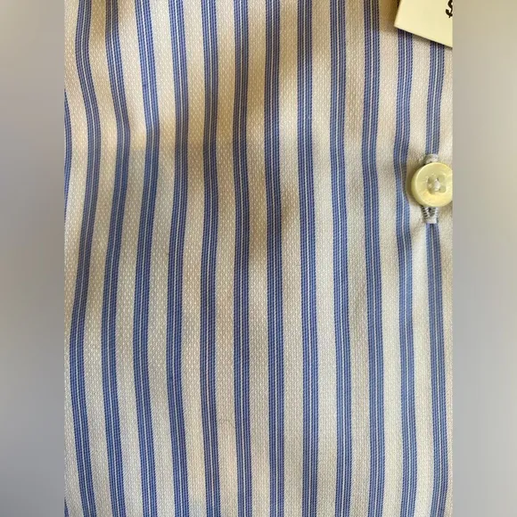 NWT Saks Fifth Avenue Travel Blue and White Striped Button Down Shirt