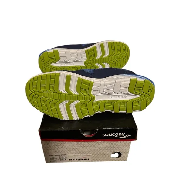 NWT Saucony Blue and Green Running Shoes