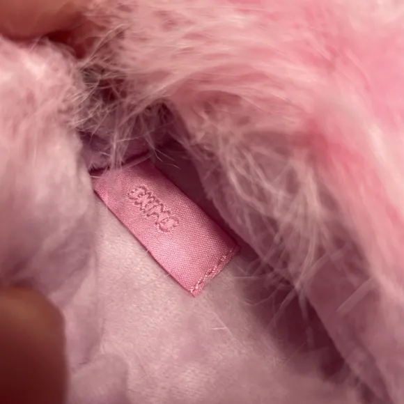 NWT Skims Fluffy Pink Bunny Slippers new