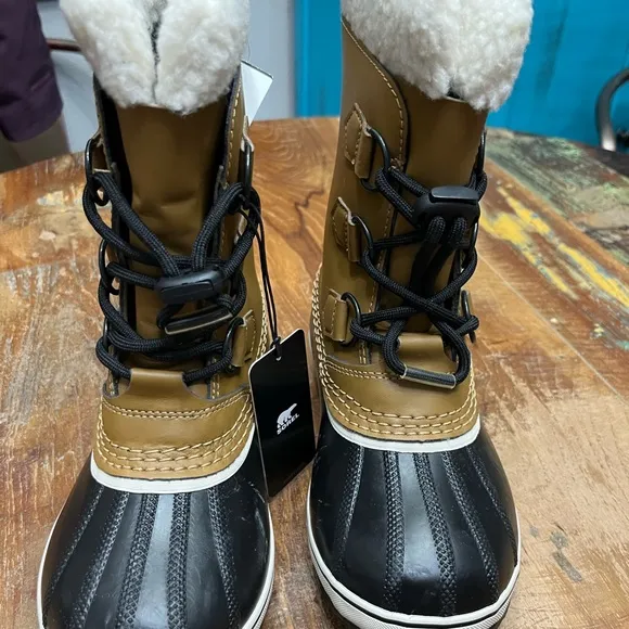 NWT Sorel Youth Yoot Pac Waterproof Boots