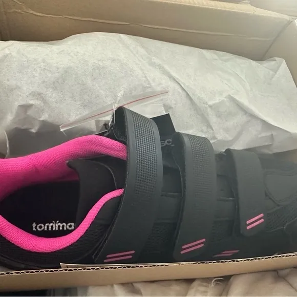 NWT Tammaso Pista All Purpose Ready to Ride Indoor Cycling Shoes  Bundle  | 10