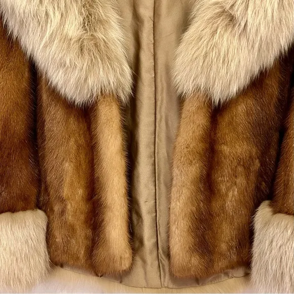 Old Hollywood Fur Cape Stole Wrap Mink &amp; Natural Fox Trim Around Collar &amp; Bottom