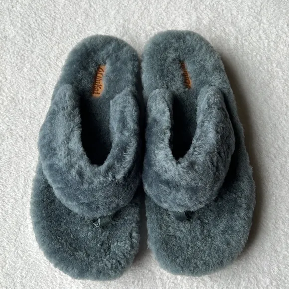 OluKai Kipe’a Heu Genuine Shearling Slide Sandal