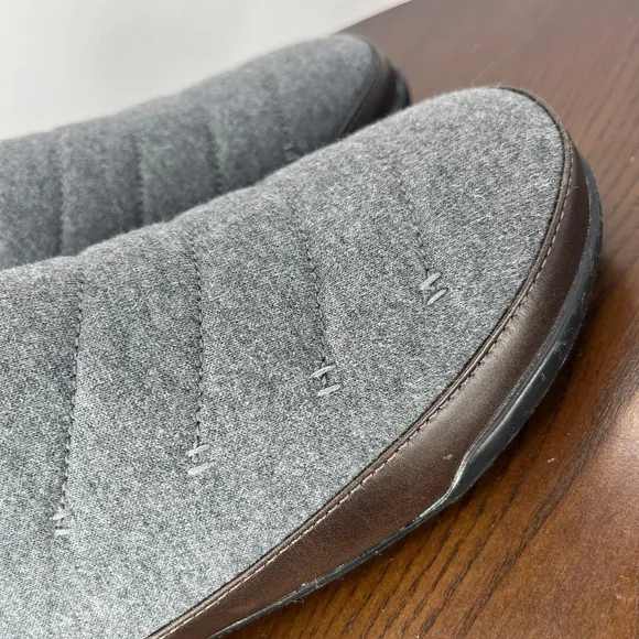 OluKai Mahana Slipper Men's 10 Gray Comfort Quilted Slip On Shoes 10451-6C40