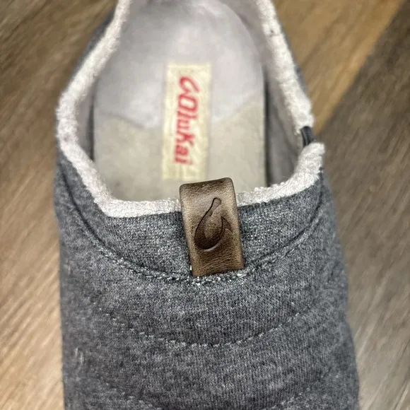 Olukai Mahana Slippers House Shoes Loafers Men's 8 Gray Quilted Terry Lined