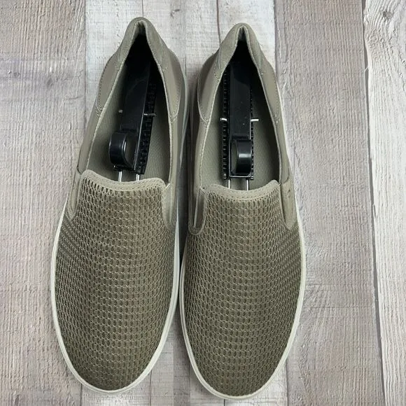 Olukai Men's 9 Lae'ahi Slip On Loafer Sneaker Shoes Mesh Lightweight Clay Sage