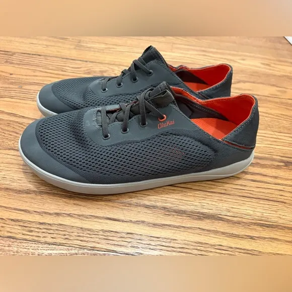 Olukai Moku PaeMens Boat Shoes Size 11 Gray orange Casual travel work Shoes