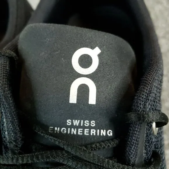 On‎ Cloud 5 Shoes Mens Size 10.5 Black Running Sneakers Casual Lightweight