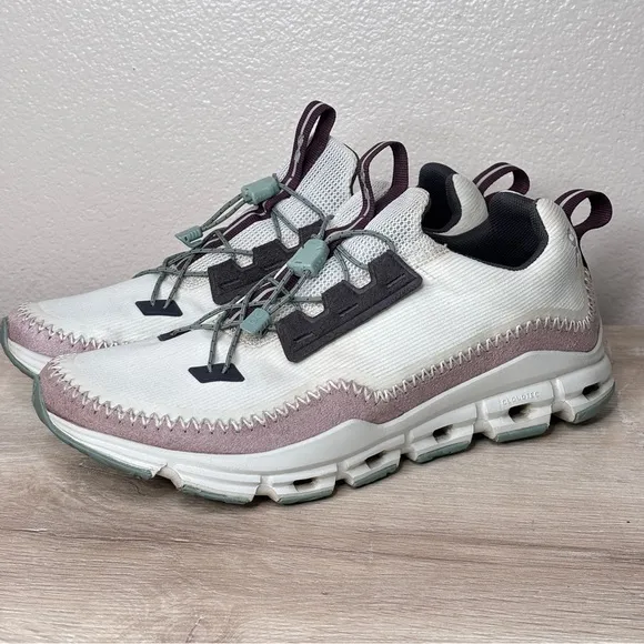 On Cloudaway Running Shoes Ice/Moss Women's Size 10