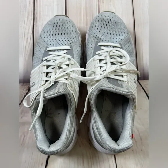 On Running Gray and White Athletic Shoes with Cushioned Sole. Women’s Size 9.