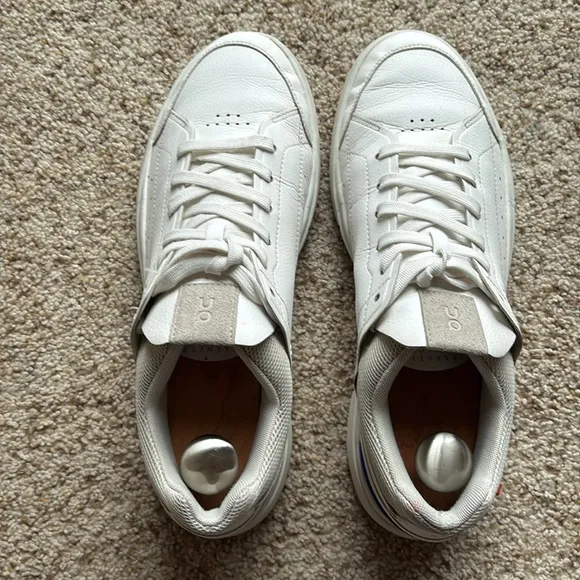 On Running Men’s The Roger Centre Court White Indigo Sneakers Shoes Cloudtec