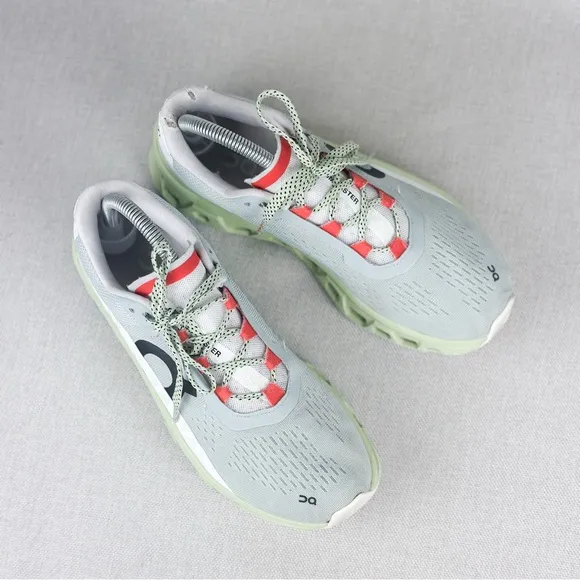 OnCloud Running Cloudmonsters (Women’s 9)