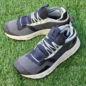 ON CLOUDNOVA - Womens Sneakers - SIZE 8 ((Shoes Have Some Damage))