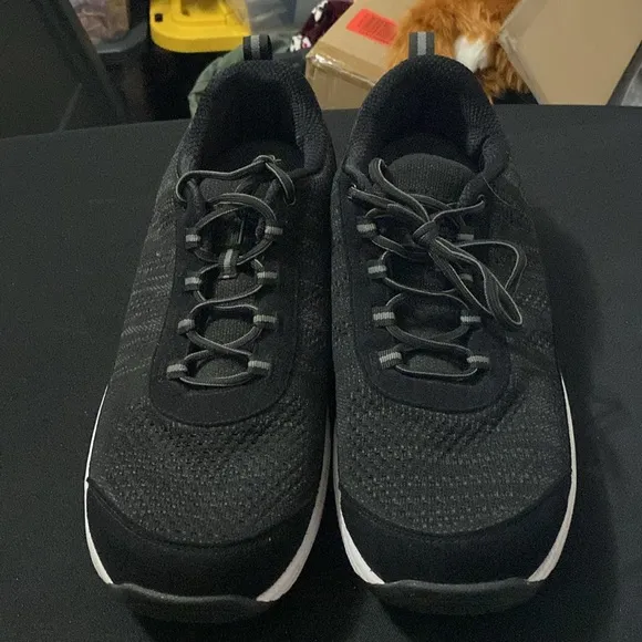 ORTHOFEET BIOFIT Black Athletic Men's Shoes SIZE 13EE(WIDE) VERY GOOD CONDITION