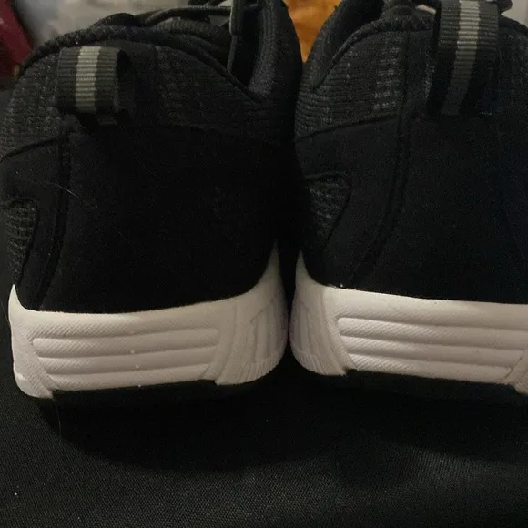 ORTHOFEET BIOFIT Black Athletic Men's Shoes SIZE 13EE(WIDE) VERY GOOD CONDITION