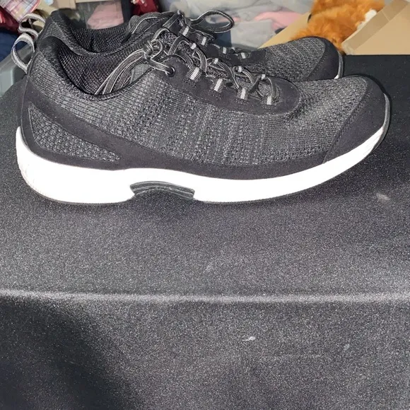 ORTHOFEET BIOFIT Black Athletic Men's Shoes SIZE 13EE(WIDE) VERY GOOD CONDITION