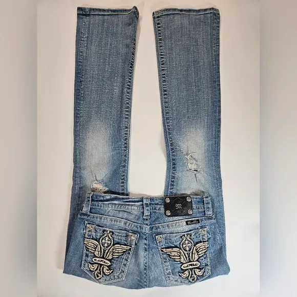 OUT OF STOCK Miss Me Jeans Womens Size 27 Signature Boot Embroidered