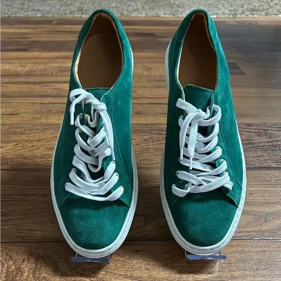 Paul Frederick~Men’s Size 10 Suede Green Low-Top Lace Up Sneaker Shoes