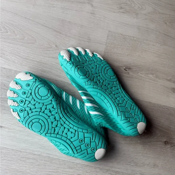 Peak Footwear EcoStep Wide Foot Healthy nonslip barefootshoes9/9.5 Turquoise Nwt