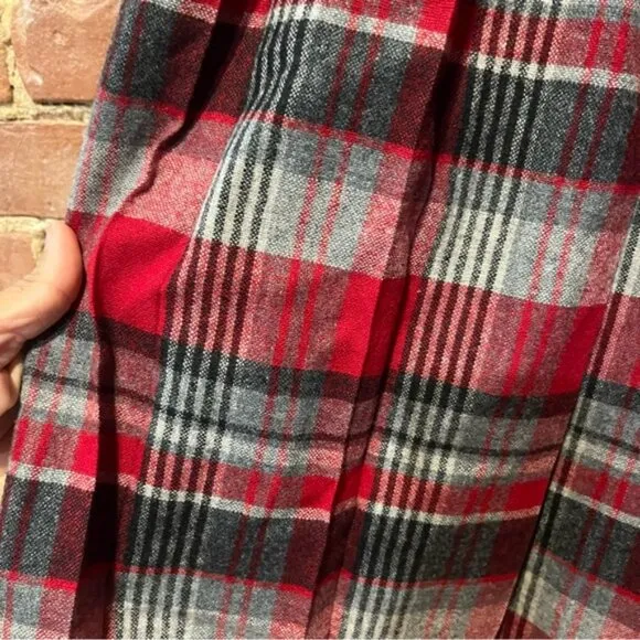 Pendleton 100% Virgin Wool Pleated Tartan Midi Dress Size 8 Made in USA