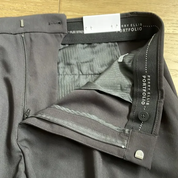 Perry Ellis Men’s Modern Fit Flex Stretch Black Suit Dress Pants - NWT