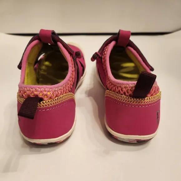 Plae Sam 2.0 Electric Fuchsia Pink Girls Breathable Washable Kids Shoes Sz 3
