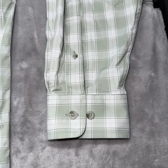 PONCHO Large Regular Fit Magnetic Pockets White &amp; Green Plaid Flannel Shirt