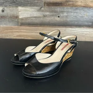 PRADA Womens Patent Leather Peep Toe Buckled Platform Sandals Black EU 40 Read