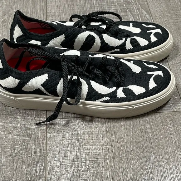 Proto Collective Sneakers Size 39  US 7.5 women