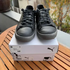 PUMA Black‎ Leather Sneakers Classic Platform Casual Shoes Gray Sole Urban Style